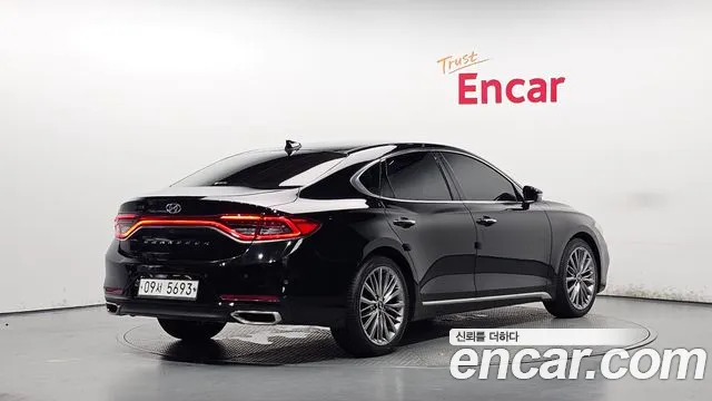 Hyundai Grandeur 2017 thumb 2