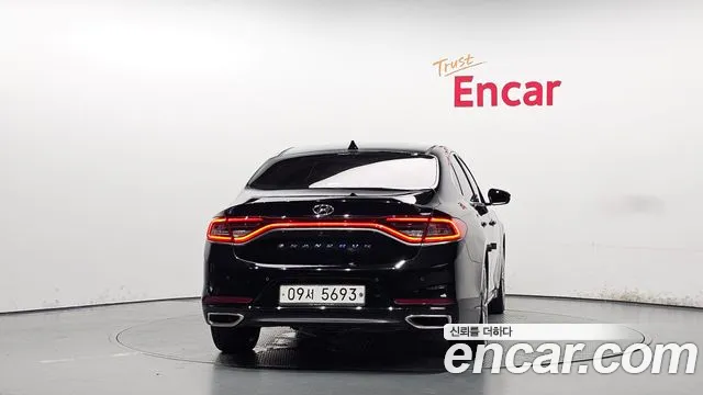 Hyundai Grandeur 2017 thumb 4