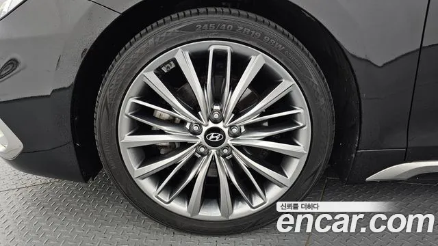 Hyundai Grandeur 2017 thumb 5