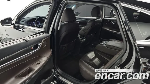 Hyundai Grandeur 2017 thumb 12