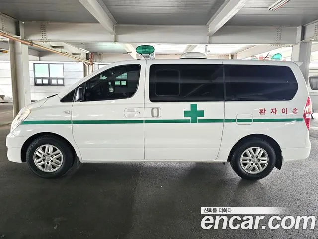 Hyundai Starex 2017 thumb 3