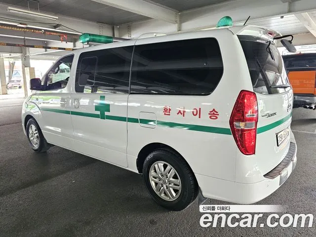 Hyundai Starex 2017 thumb 4