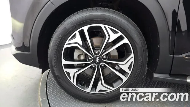 Hyundai Santa Fe 2019 thumb 5