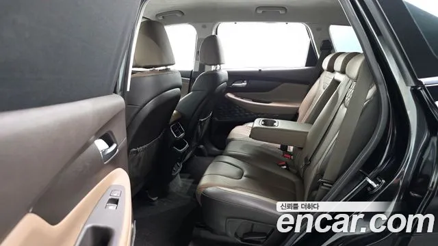 Hyundai Santa Fe 2019 thumb 11