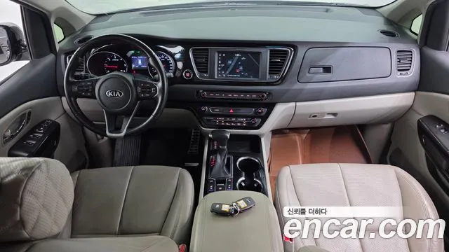 Kia Carnival 2019 thumb 7