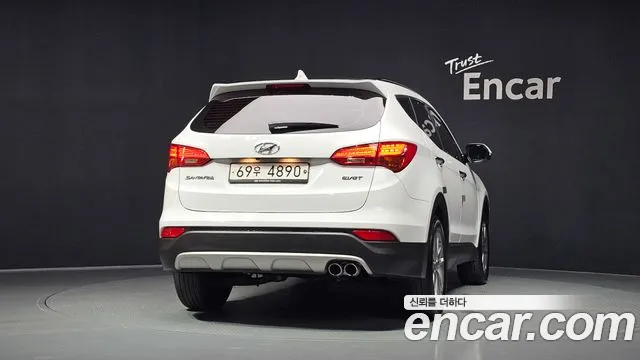 Hyundai Santa Fe 2014 thumb 4