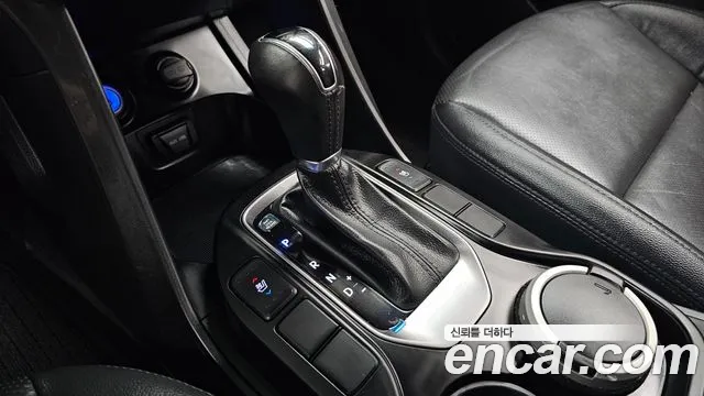 Hyundai Santa Fe 2014 thumb 9