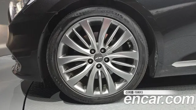 Genesis G80 2018 thumb 5