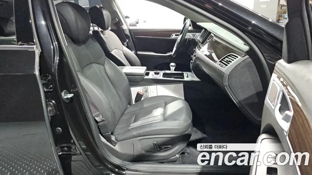 Genesis G80 2018 thumb 12