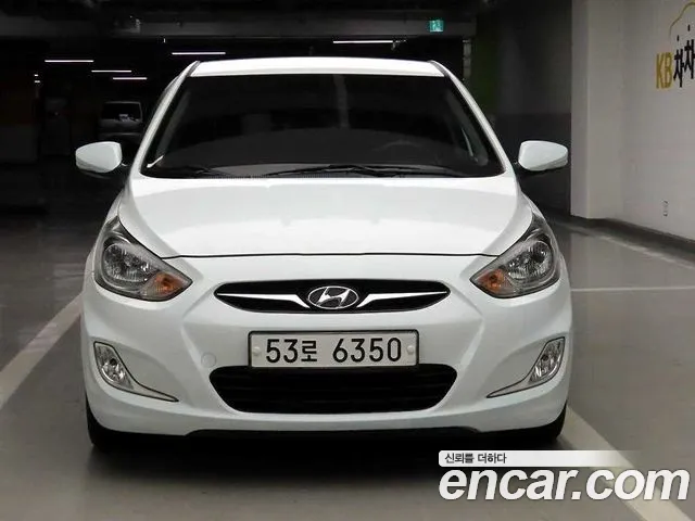 Hyundai Accent 2013 thumb 2
