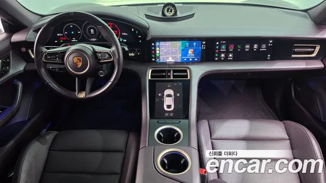 Porsche Taycan 2020 thumb 7