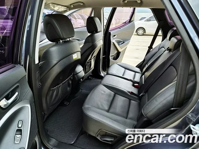 Hyundai Santa Fe 2014 thumb 9