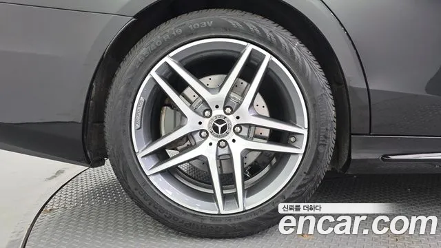 Mercedes-Benz S-Класс 2019 thumb 5