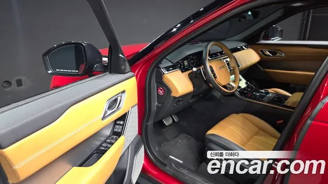 Land Rover Range Rover Velar 2018 thumb 9