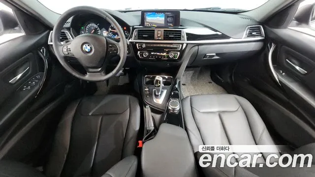 BMW 3 серии 2018 thumb 7