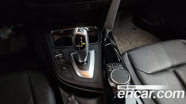 BMW 3 серии 2018 thumb 9