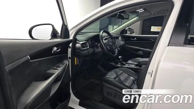 Kia Sorento 2017 thumb 10