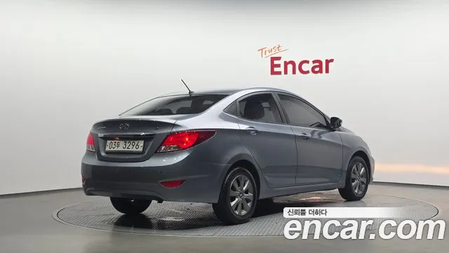 Hyundai Accent 2017 thumb 2