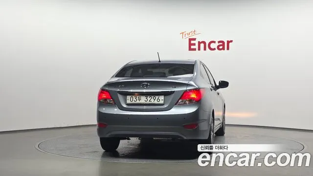 Hyundai Accent 2017 thumb 4