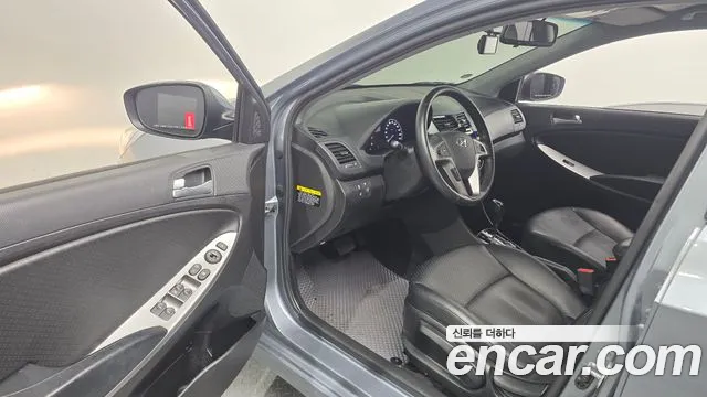 Hyundai Accent 2017 thumb 10