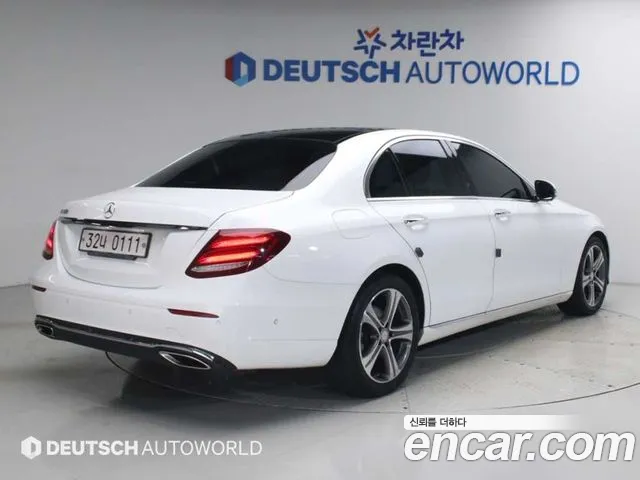 Mercedes-Benz E-Класс 2016 thumb 2