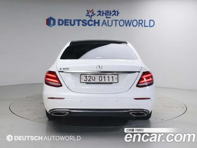 Mercedes-Benz E-Класс 2016 thumb 4