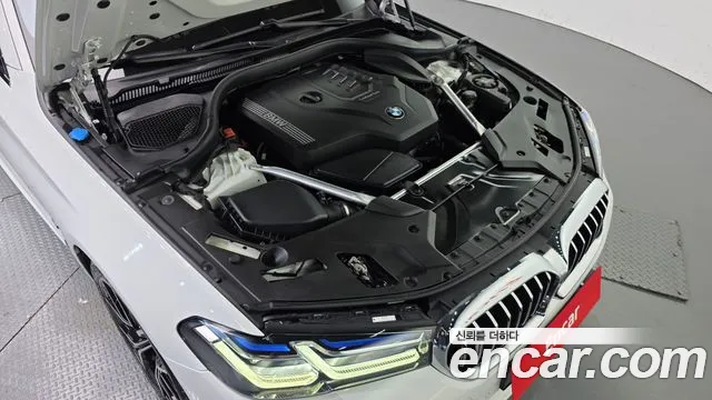 BMW 5 серии 2023 thumb 6