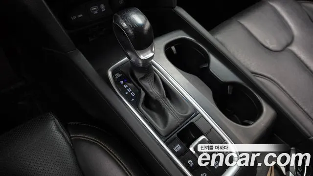 Hyundai Santa Fe 2019 thumb 9
