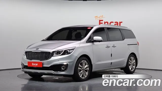 Kia Carnival 2014 1