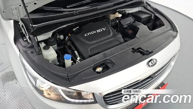 Kia Carnival 2014 thumb 6