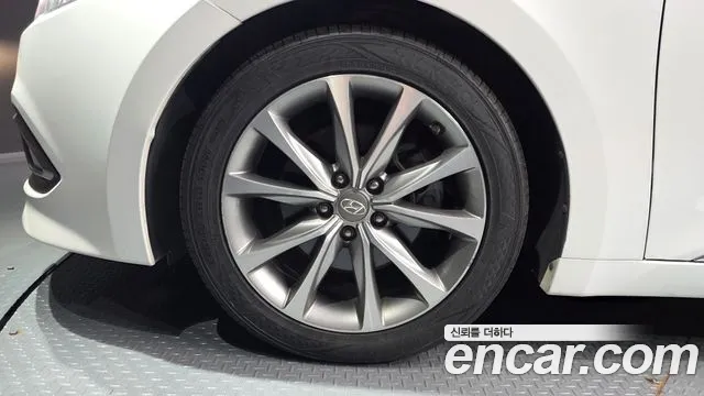 Hyundai Grandeur 2016 thumb 5