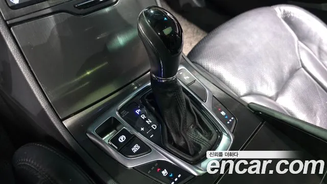 Hyundai Grandeur 2016 thumb 9