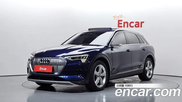 Audi e-tron 2021 1