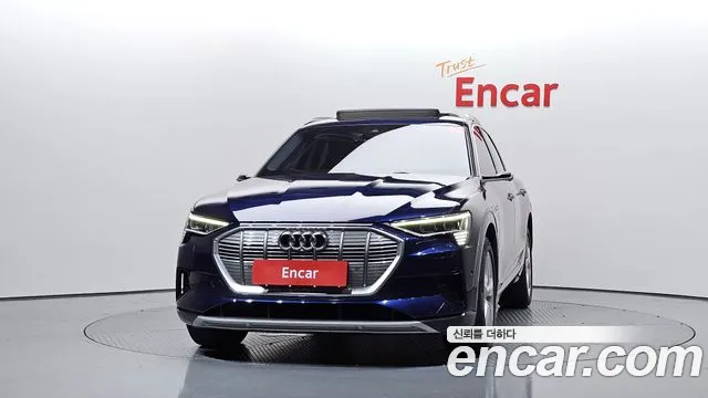 Audi e-tron 2021 thumb 3
