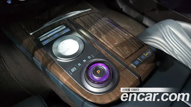 Genesis G80 2020 thumb 9