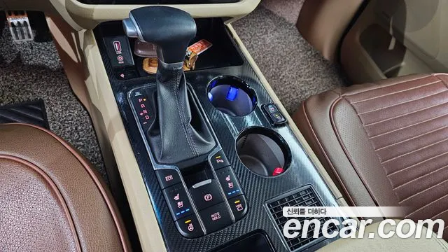 Kia Carnival 2019 thumb 9