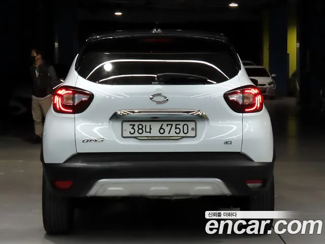 Renault Captur 2019 thumb 3