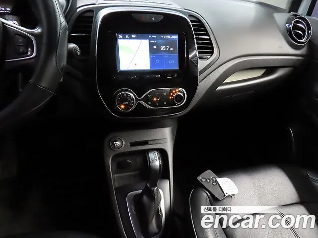 Renault Captur 2019 thumb 10