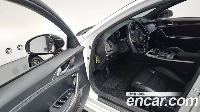 Kia Stinger 2020 thumb 9