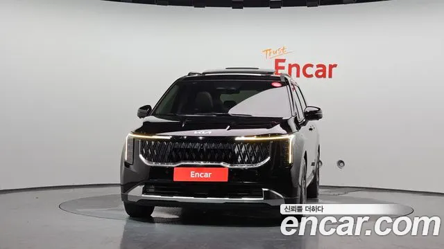 Kia Carnival 2024 thumb 3