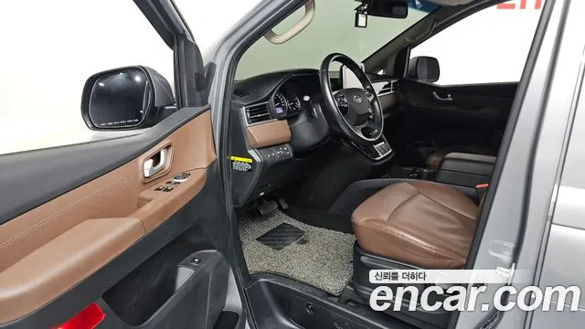 Hyundai Starex 2019 thumb 10