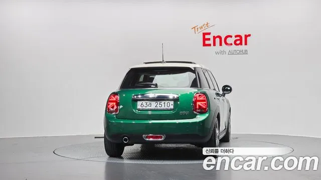 Mini Hatch 2019 thumb 3