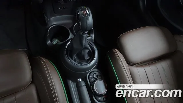 Mini Hatch 2019 thumb 8
