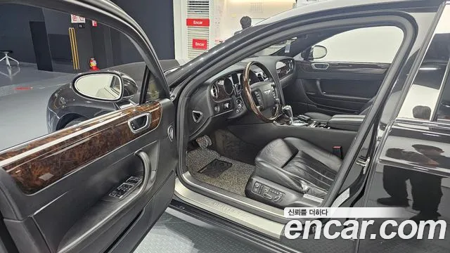 Bentley Flying Spur 2007 thumb 10