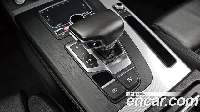 Audi Q5 2020 thumb 9