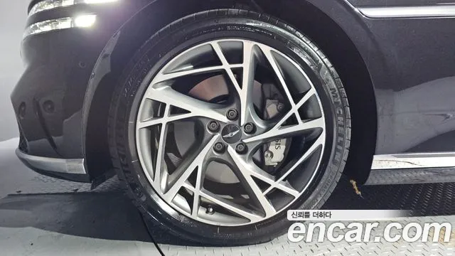 Genesis G90 2023 thumb 5