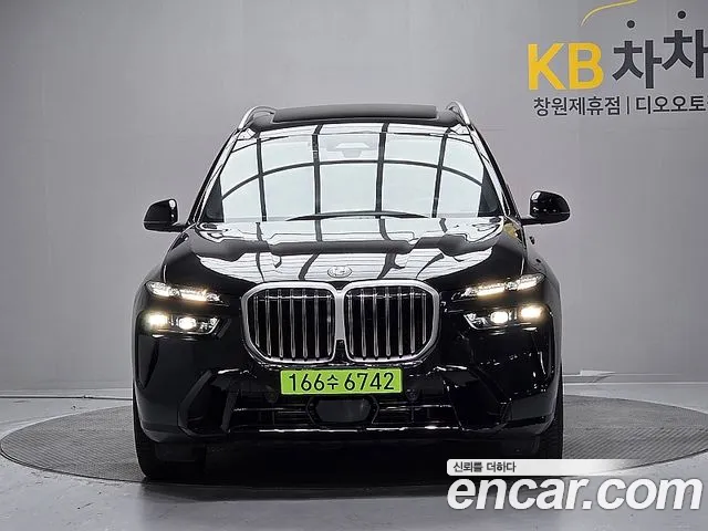 BMW X7 2025 thumb 3