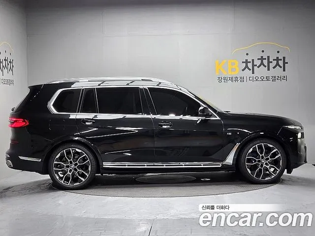 BMW X7 2025 thumb 7