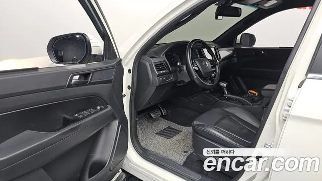 KG_Mobility_Ssangyong Rexton 2021 thumb 10