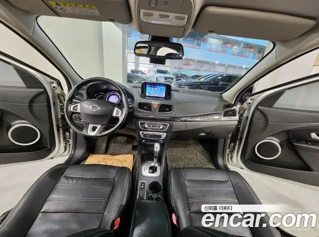 Renault Fluence 2014 thumb 8